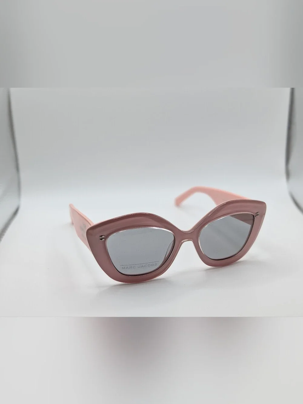 NWT Marc Jacobs Pink Cat Eye The Sunglasses Thick Acetate Frame Case Included
